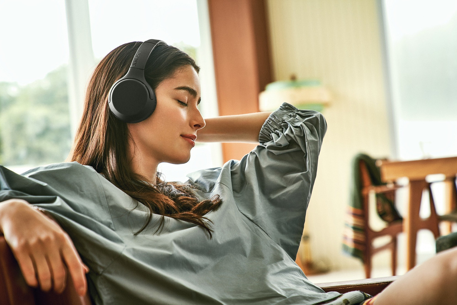 Image of SONY WH-XB700 Bluetooth