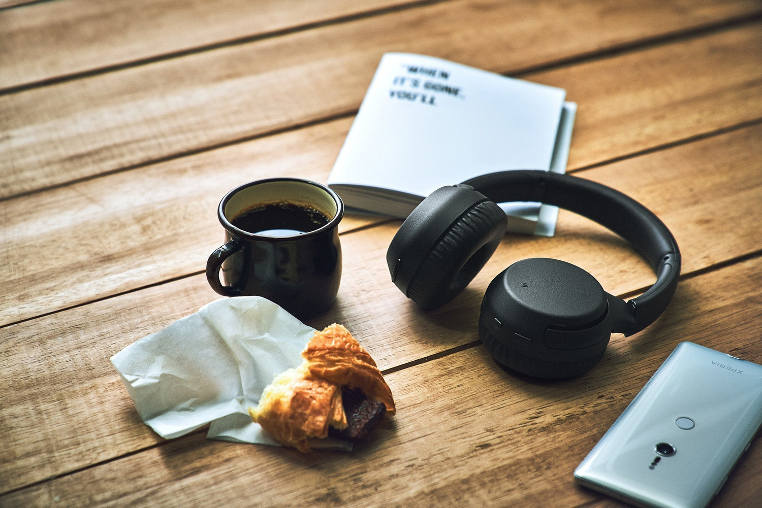 Image of SONY WH-XB700 Bluetooth