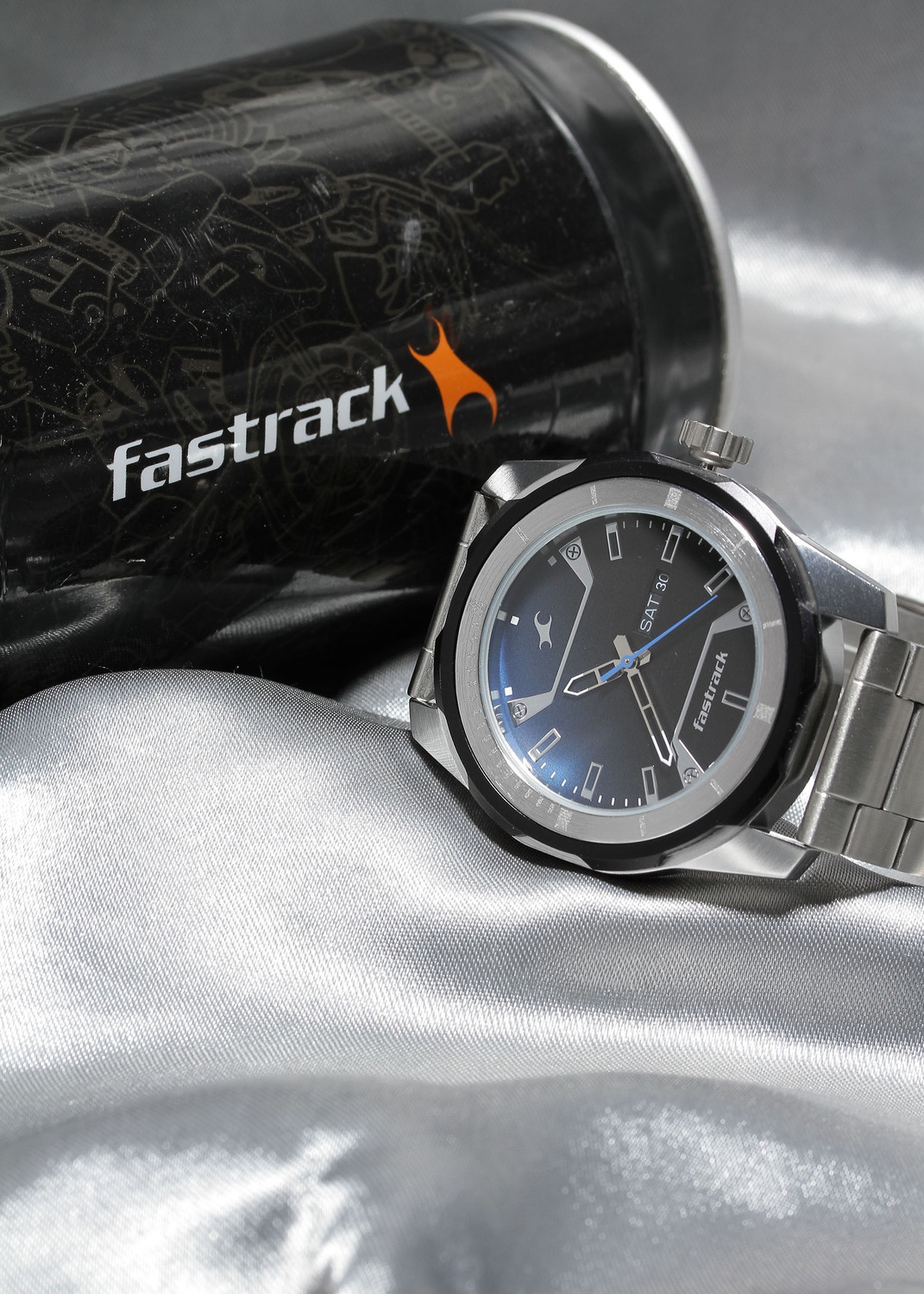 Fastrack 3166KM01 EDM Analog Watch For Men Price History