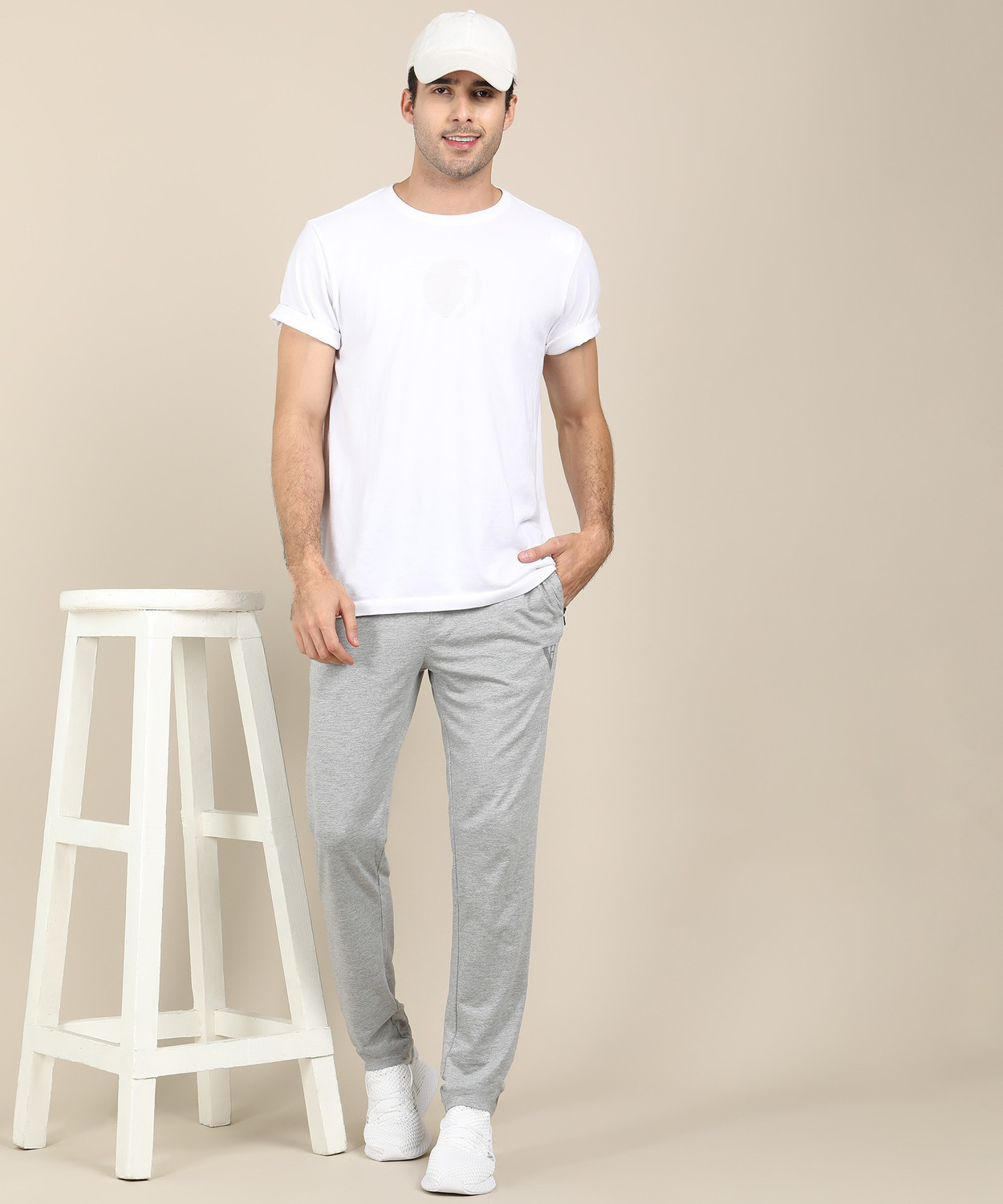 Van heusen hotsell track pants 50052