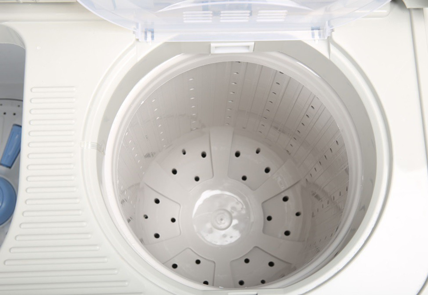 Image of Lloyd by Havells 9 kg Semi Automatic Top Load Washing Machine White, Grey