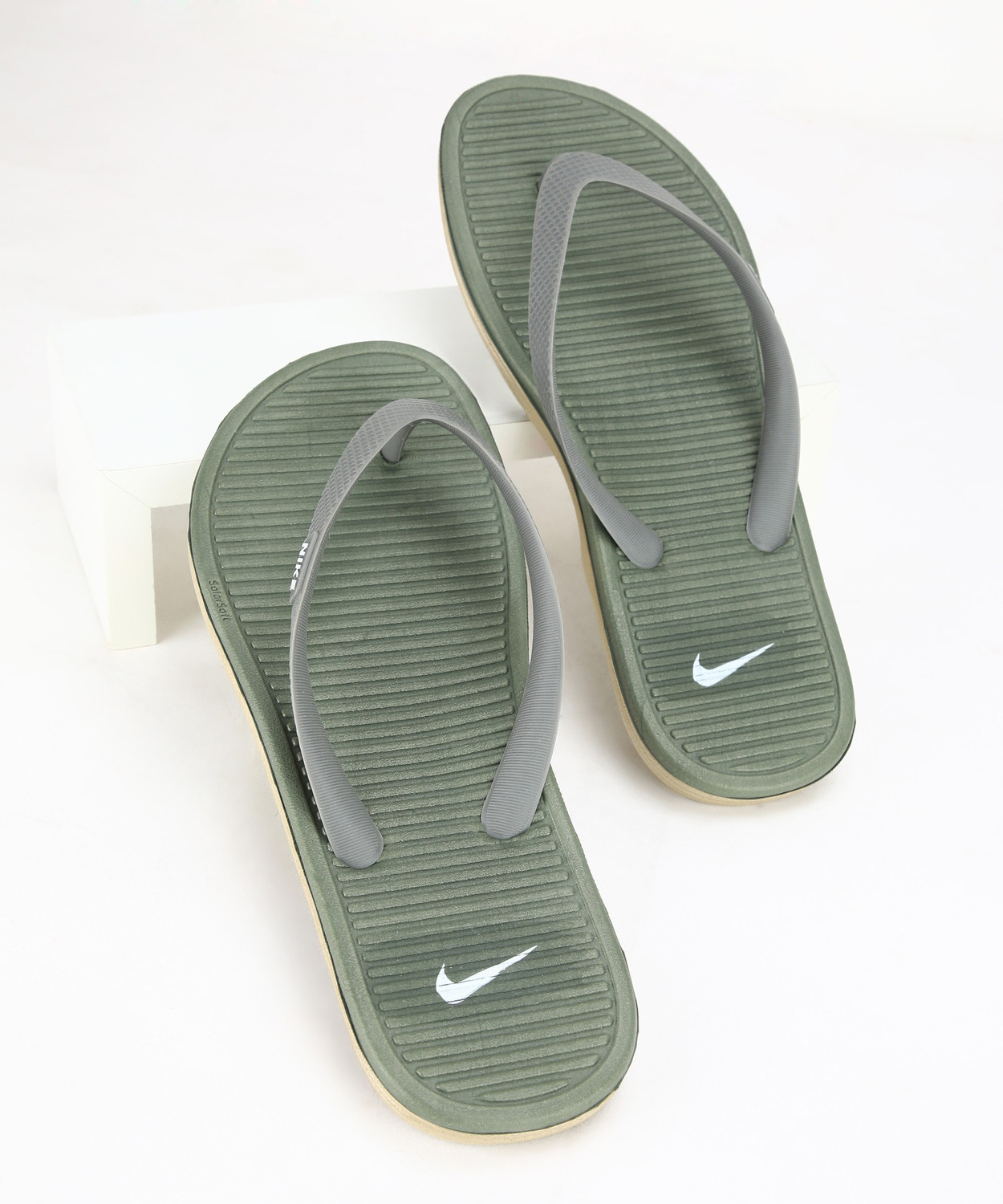 Image of NIKE Men SOLARSOFT THONG 2 Flip Flops