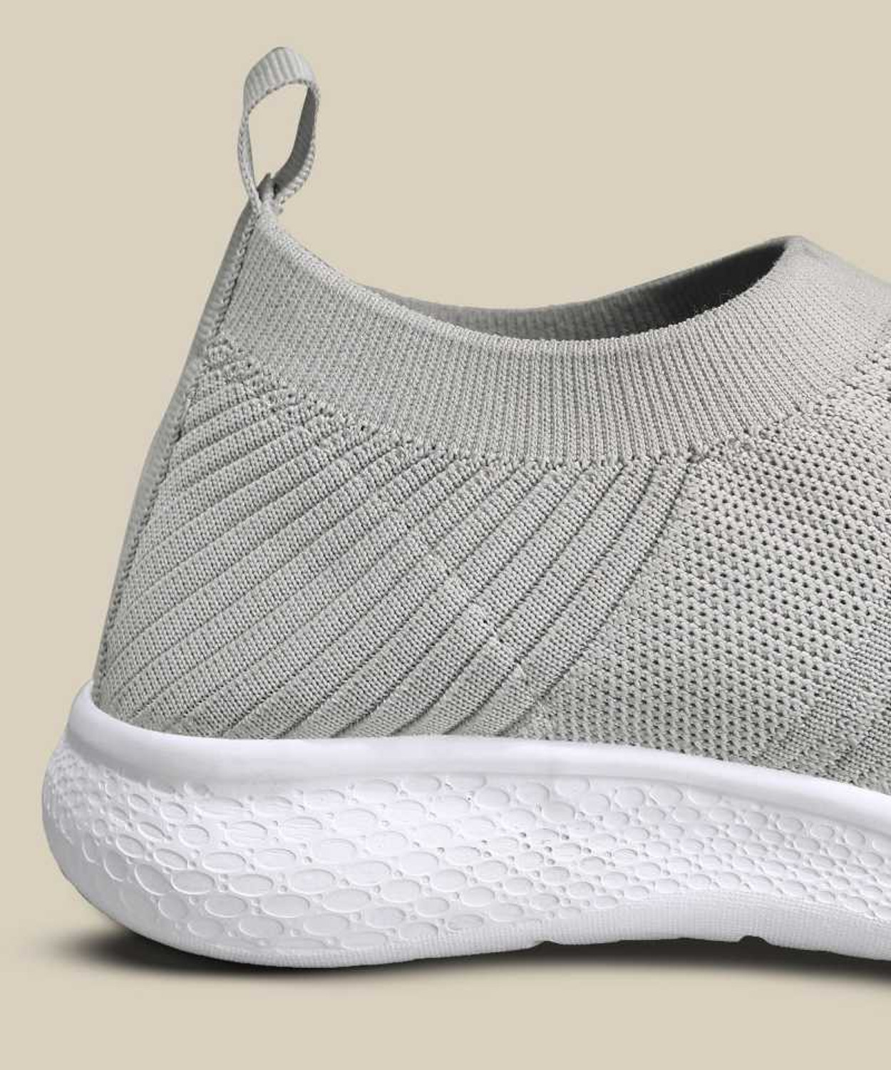 M7 By Metronaut Health Cushion 22509 Canvas Shoes For Men Price