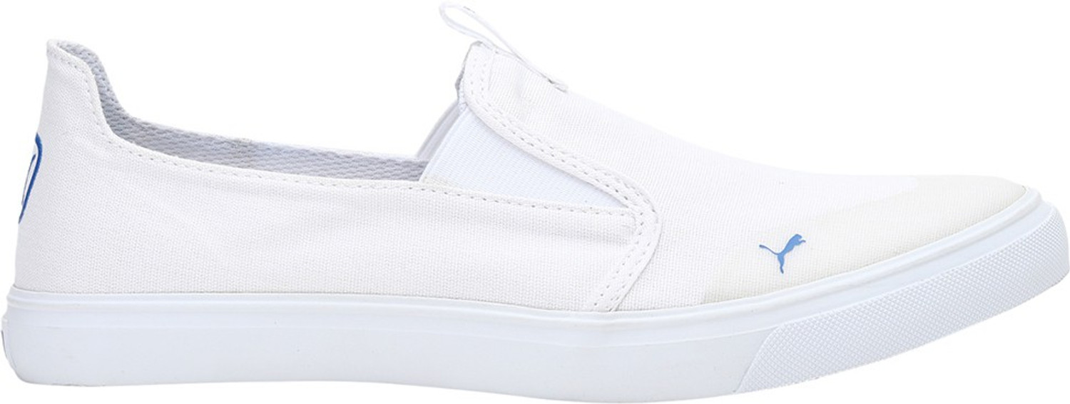 Image of PUMA Lazy Knit Slip On Sneakers For Men