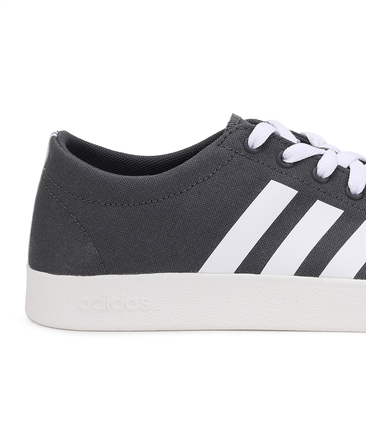 Image of ADIDAS Easy Vulc 2.0 Sneakers For Men