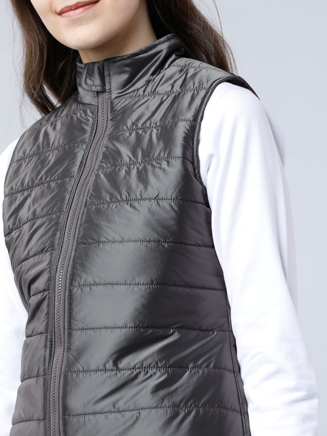 Image of Tokyo Talkies Sleeveless Solid Women Jacket