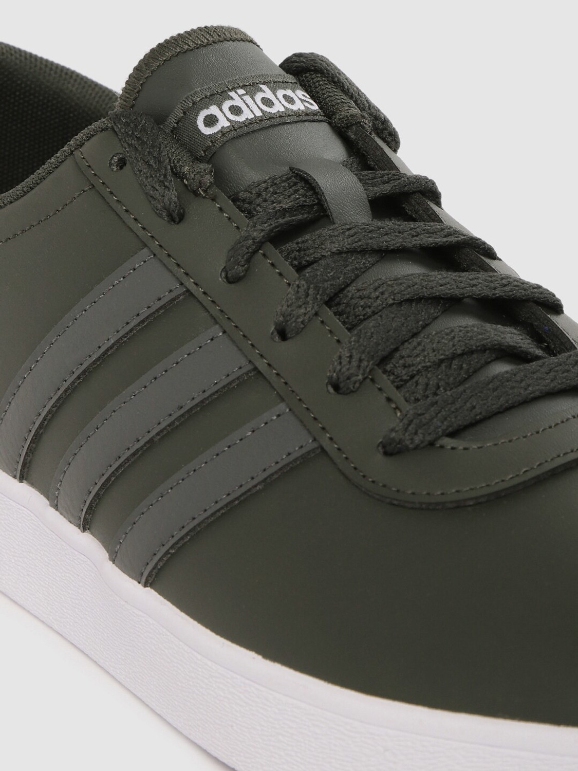 Image of ADIDAS Easy Vulc 2.0 Casuals For Men