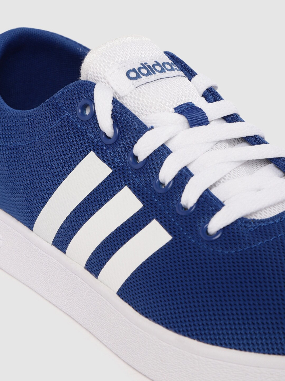Image of ADIDAS Easy Vulc 2.0 Sneakers For Men