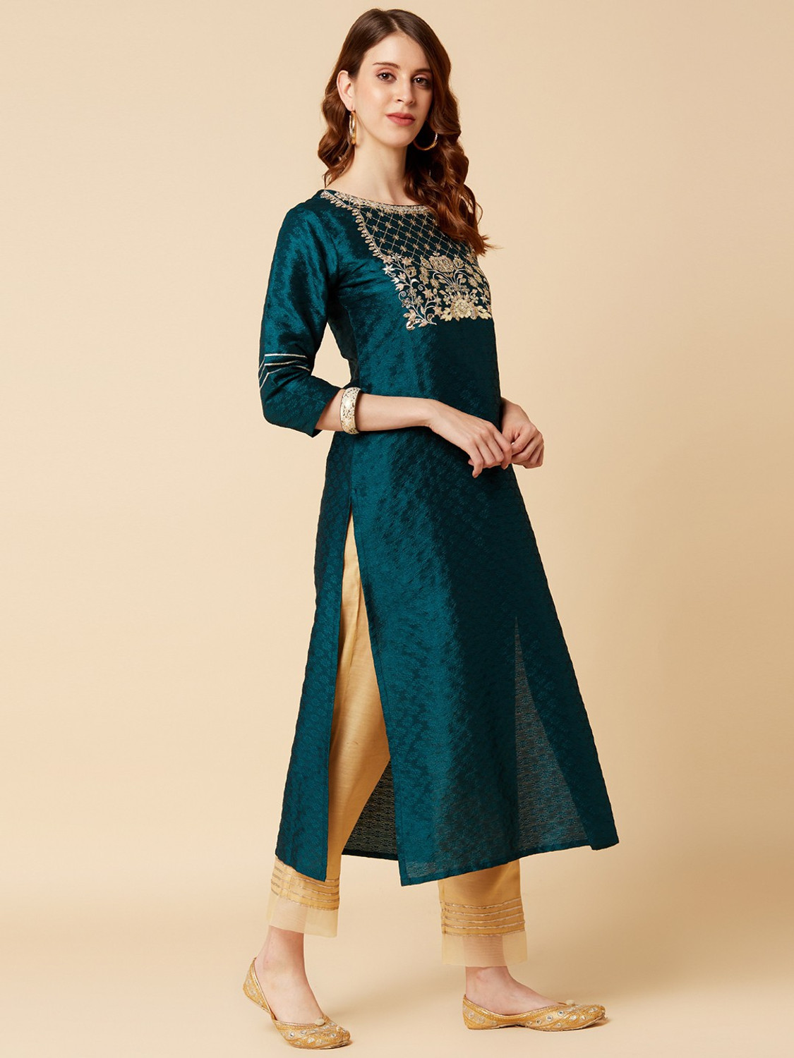 Image of Varanga Women Embroidered Straight Kurta