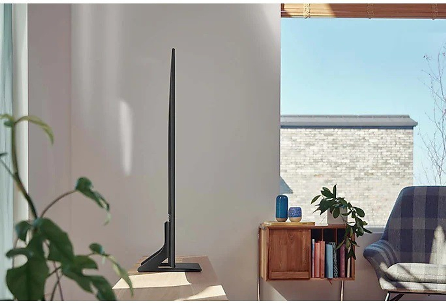 Image of Samsung 9 108 cm (43 inch) Ultra HD (4K) LED Smart Tizen TV