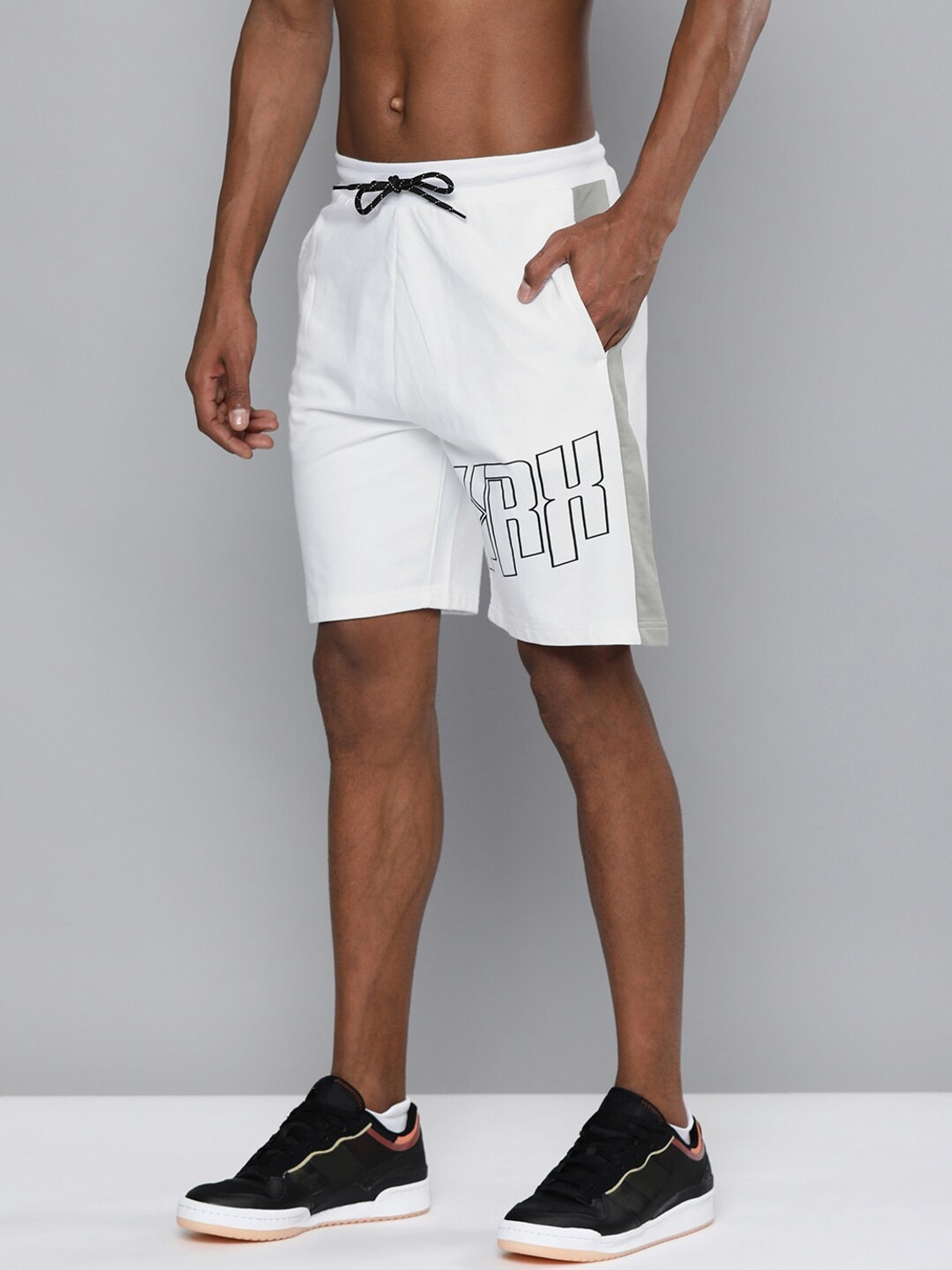 Image of HRX by Hrithik Roshan Printed Men White Sports Shorts