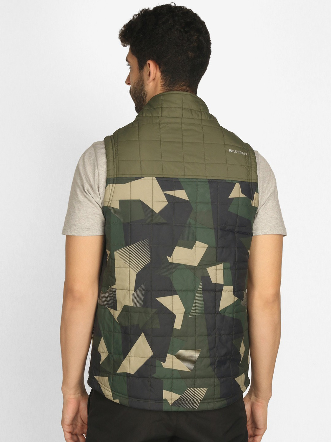 Wildcraft Sleeveless Colorblock Men Jacket Price History