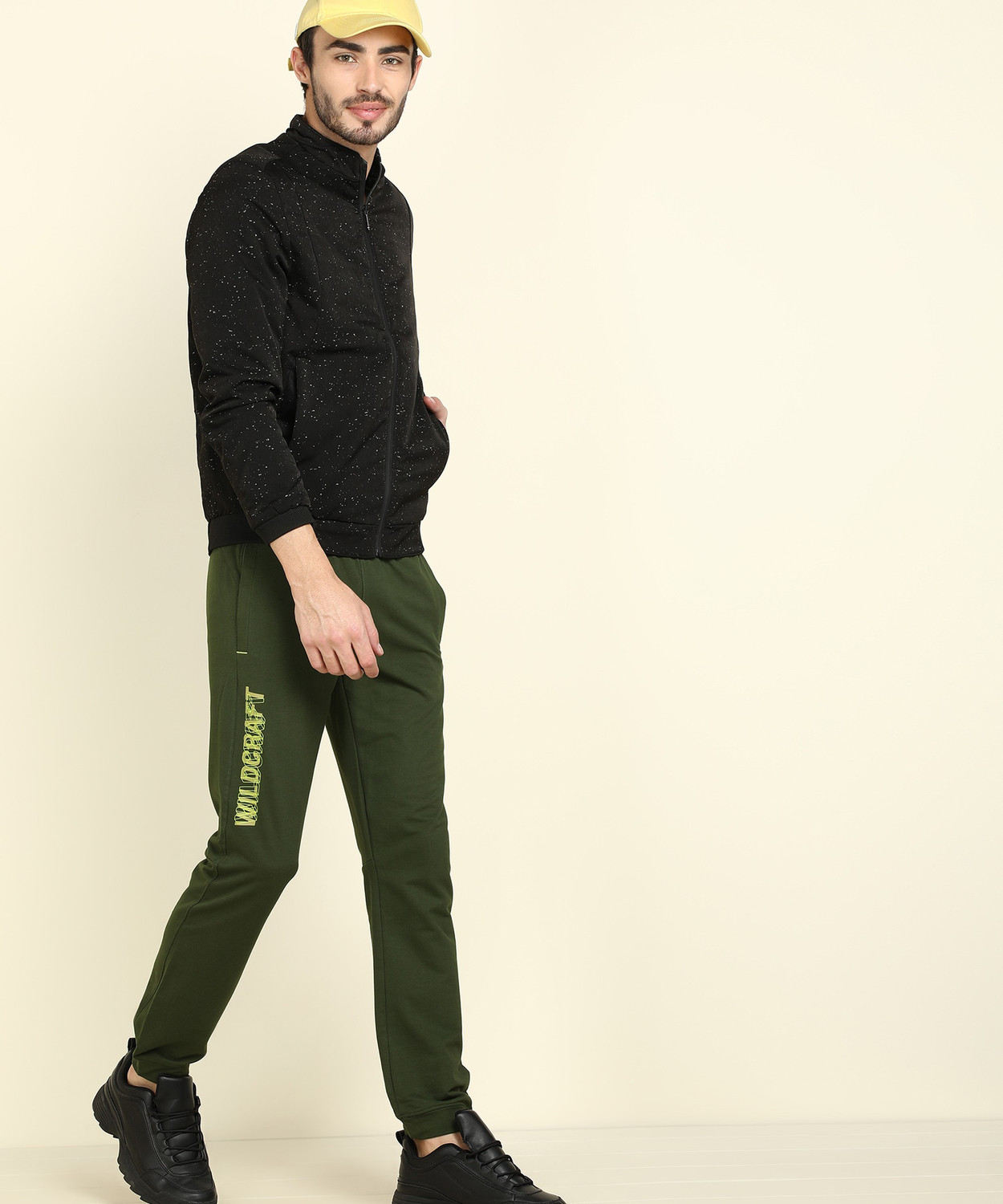 Wildcraft track pants deals