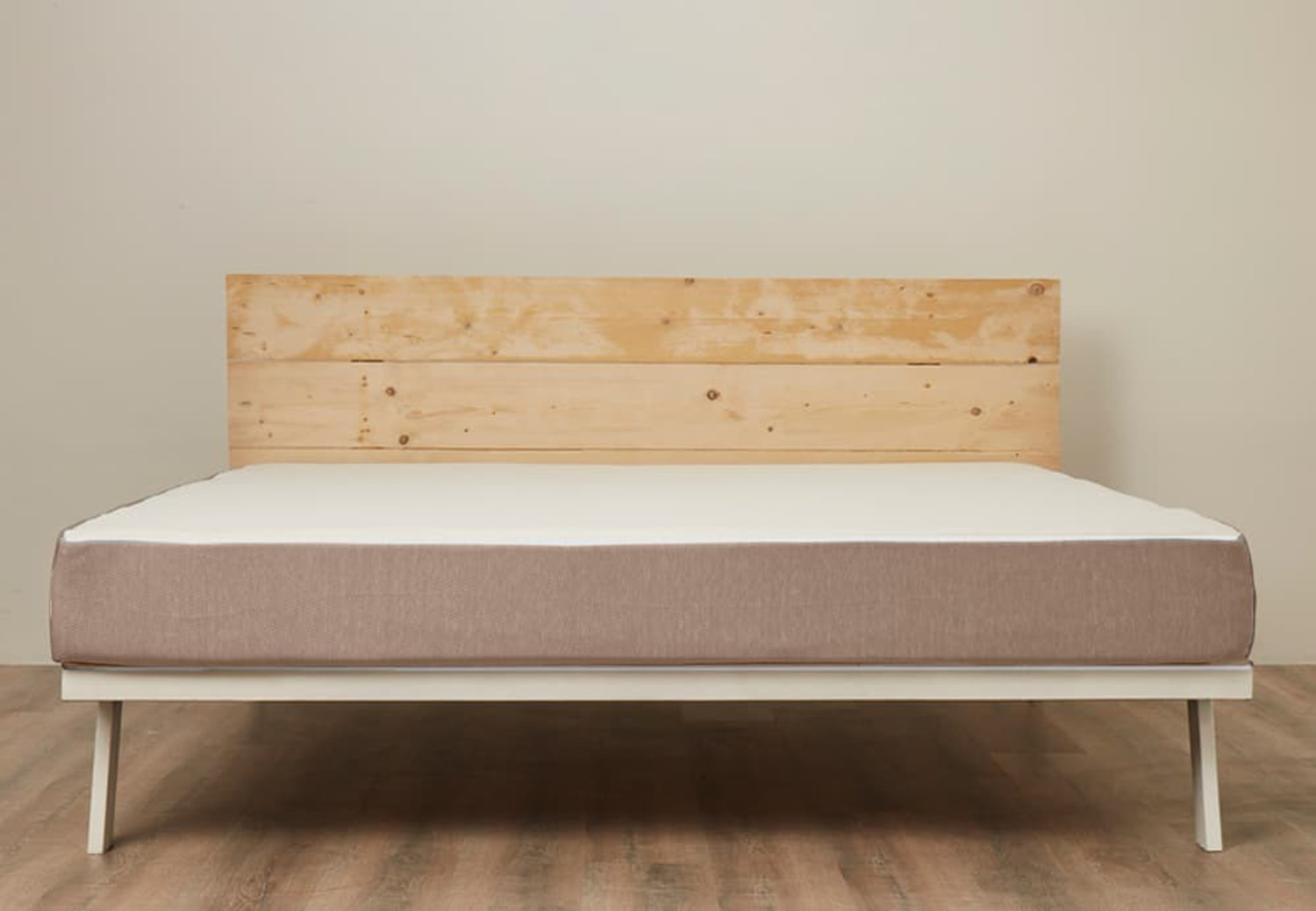 Image of Wakefit EcoLatex Classic 6 inch Queen Latex Foam Mattress