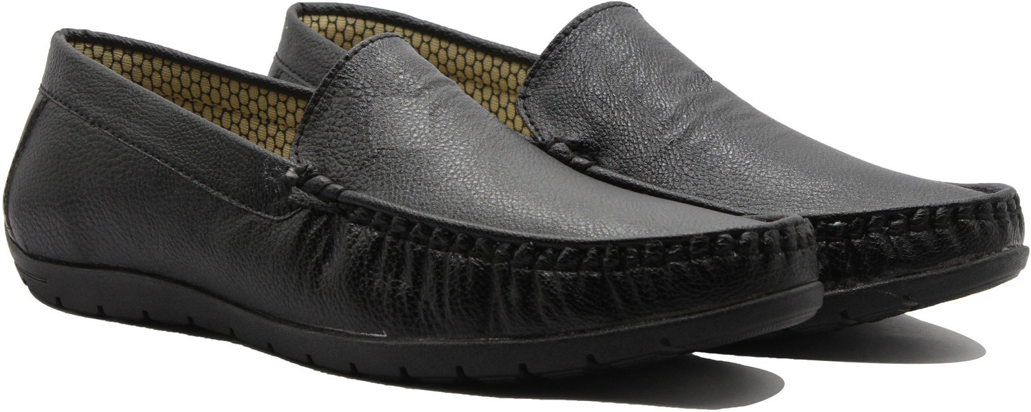 Image of CLARKS Casuals For Men (Olive , 10)