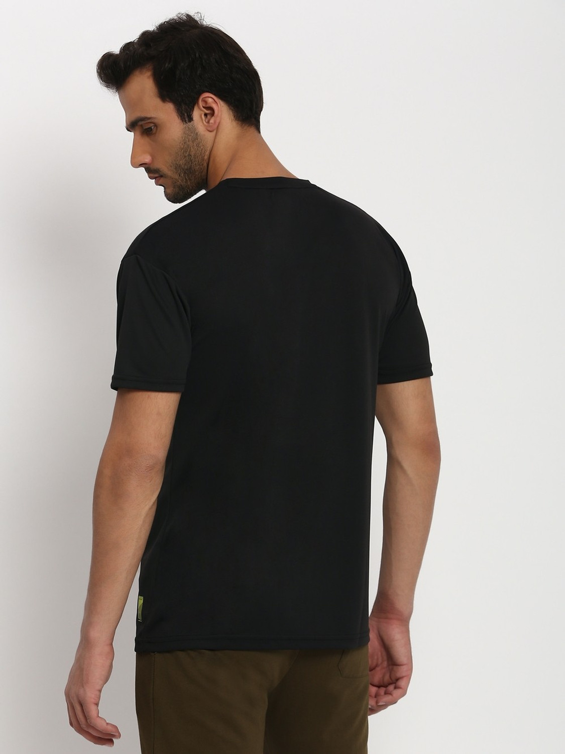 Image of Aditya Birla - abof Printed Men Round Neck Black T-Shirt