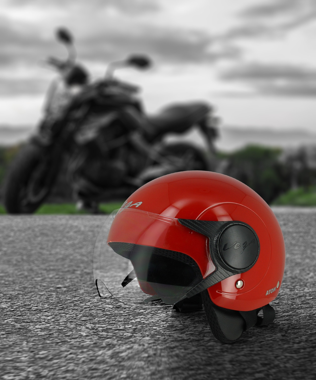 Vega atom motorbike helmet clearance