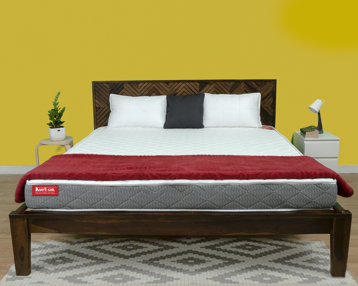 Image of KURLON Spinel Ortho, Firm, Back Support, Breathable, HD Bonded Foam, PU Quilting Top 5 inch Queen Bonded Foam Mattress