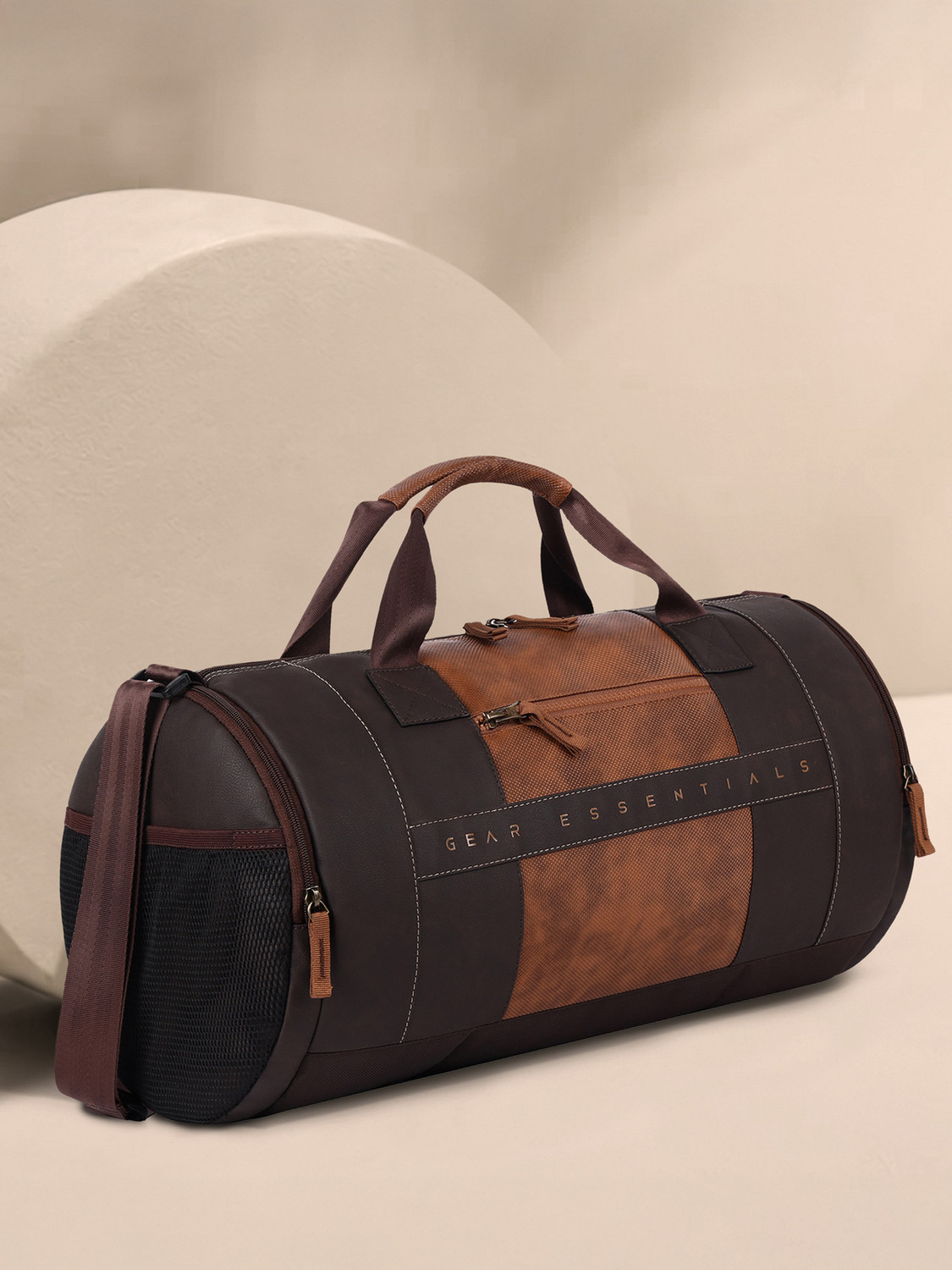 Gear Clubsport Gym Duffel Bag – Lightweight Travel Companion