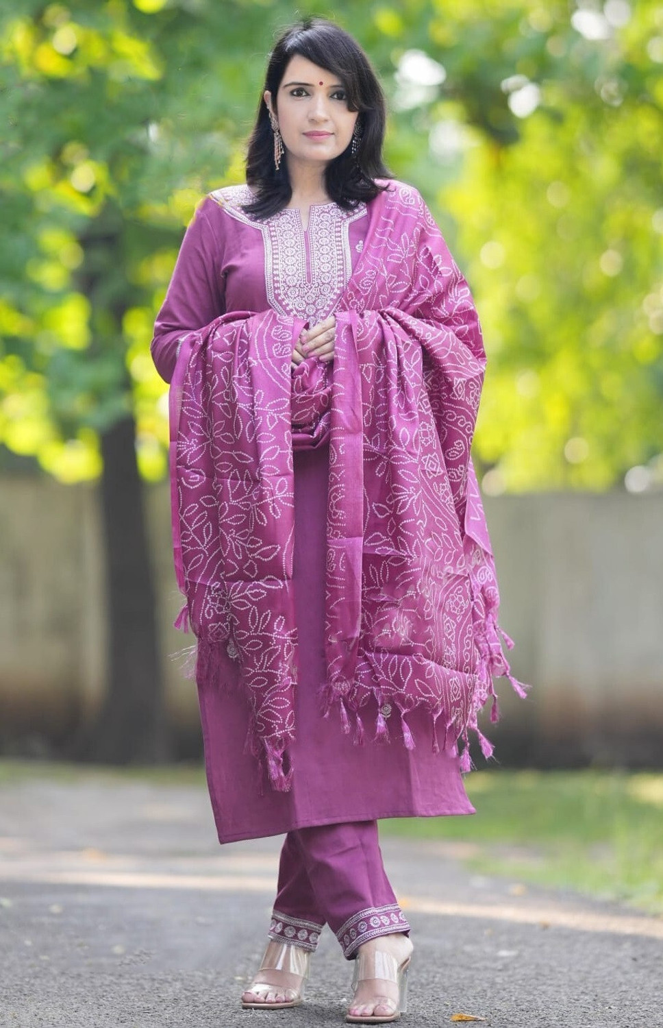 Image of Klosia Women Pure Silk Kurta Pant Dupatta Set