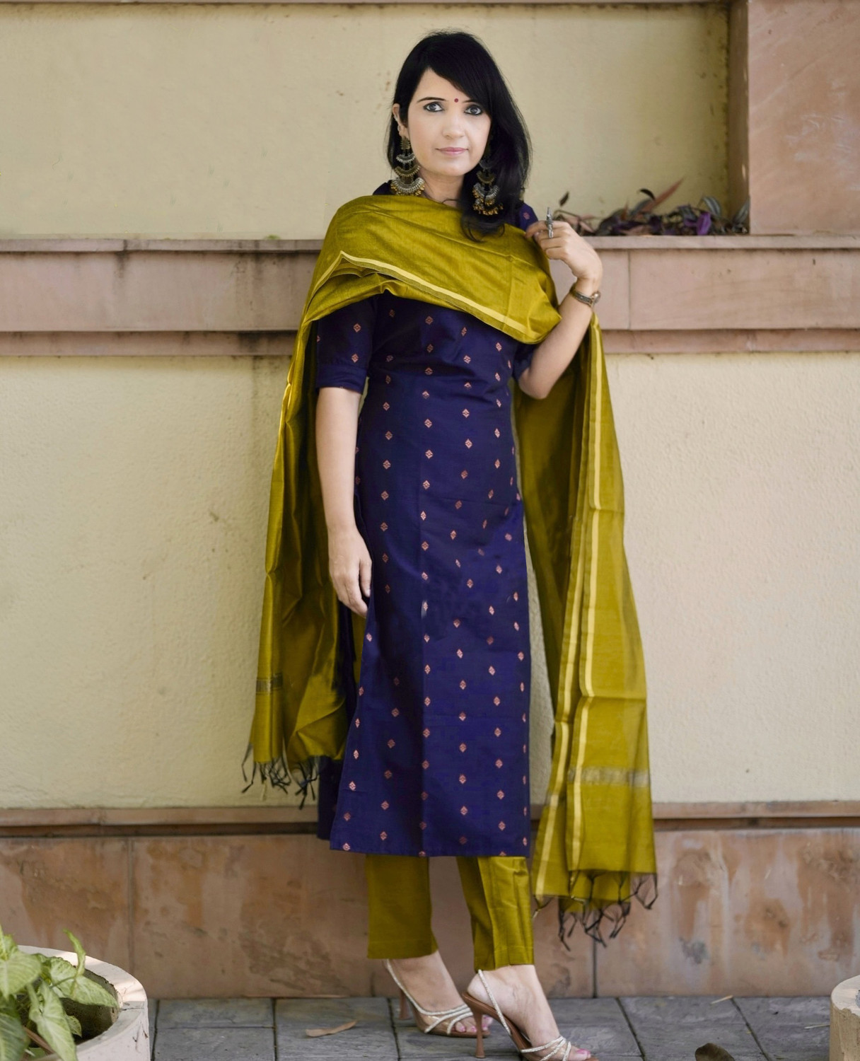 Image of Aaghnya Fashion Women Viscose Rayon Kurta Pant Dupatta Set