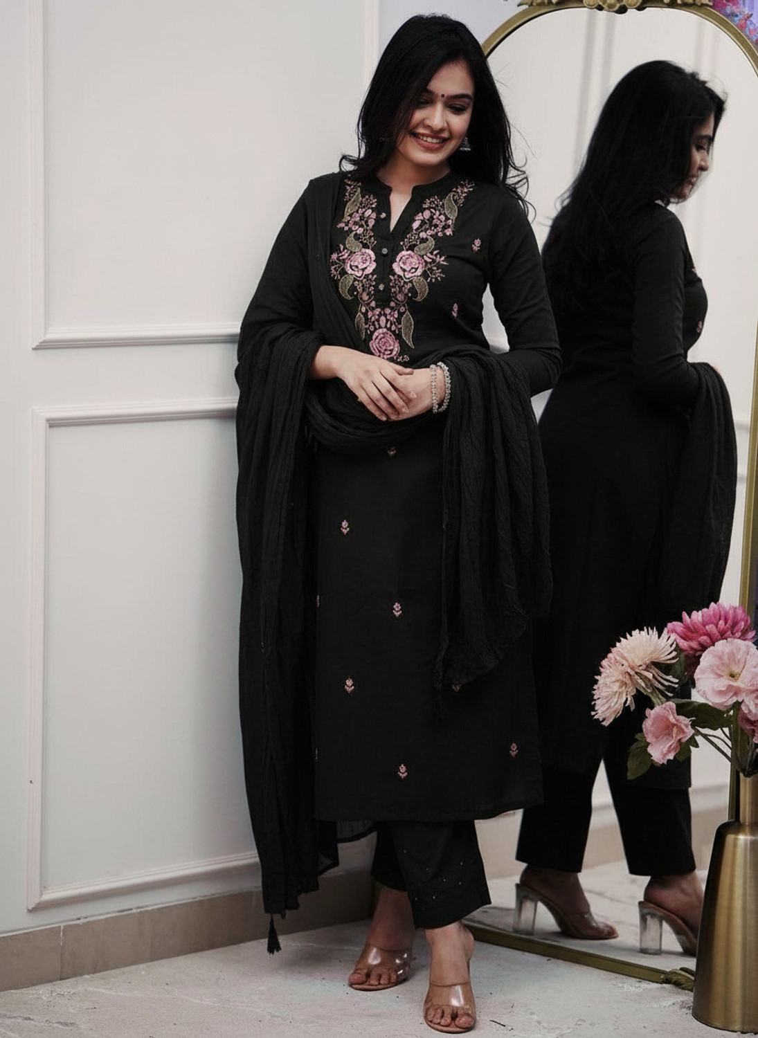 Image of Toochki Printed Kurta, Salwar & Dupatta Set