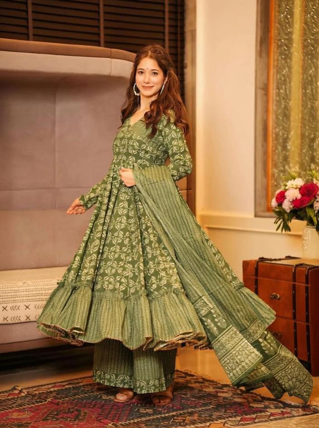 Image of KASHRA Women Pure Cotton Kurta Pant Dupatta Set