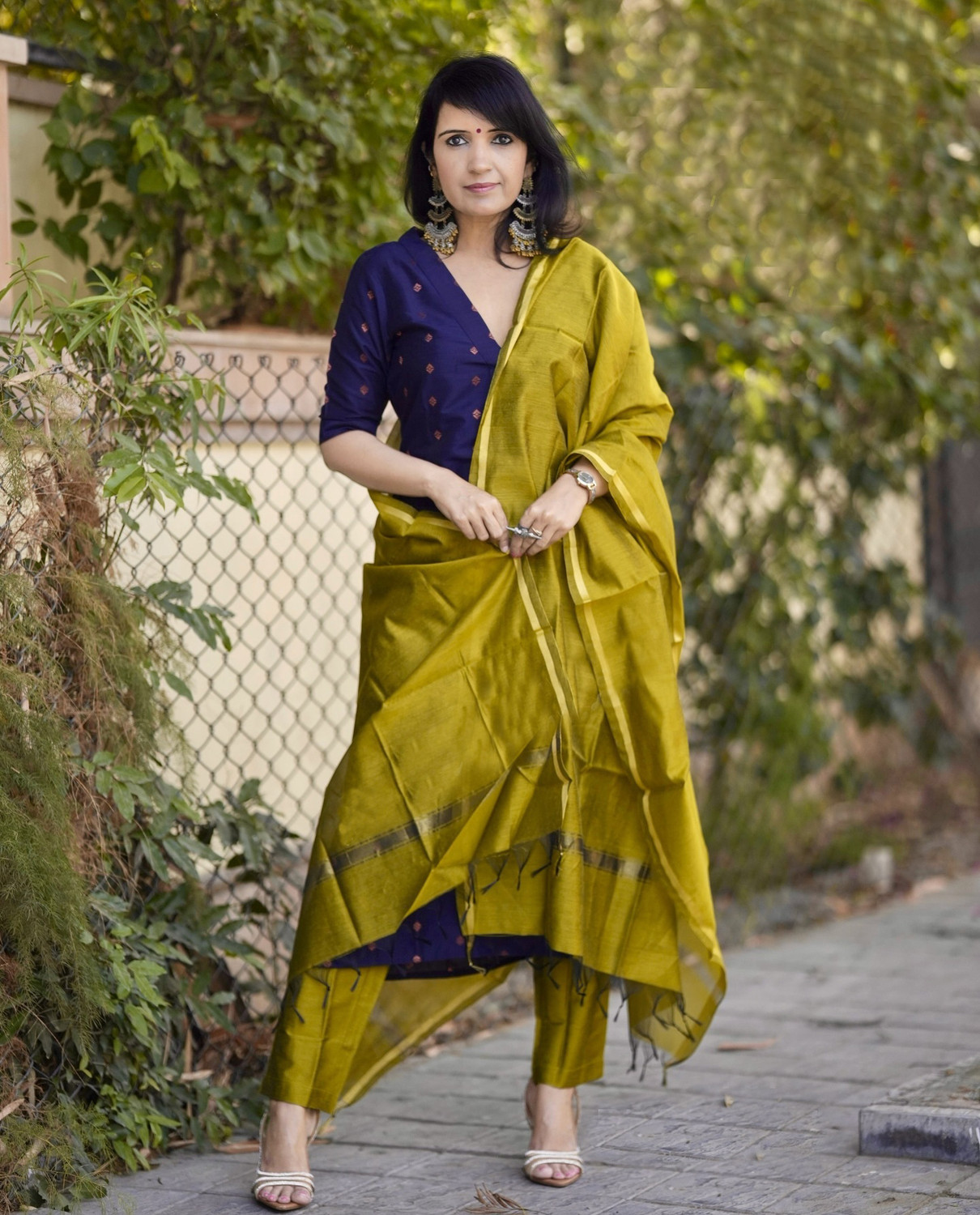 Image of Aaghnya Fashion Women Viscose Rayon Kurta Pant Dupatta Set