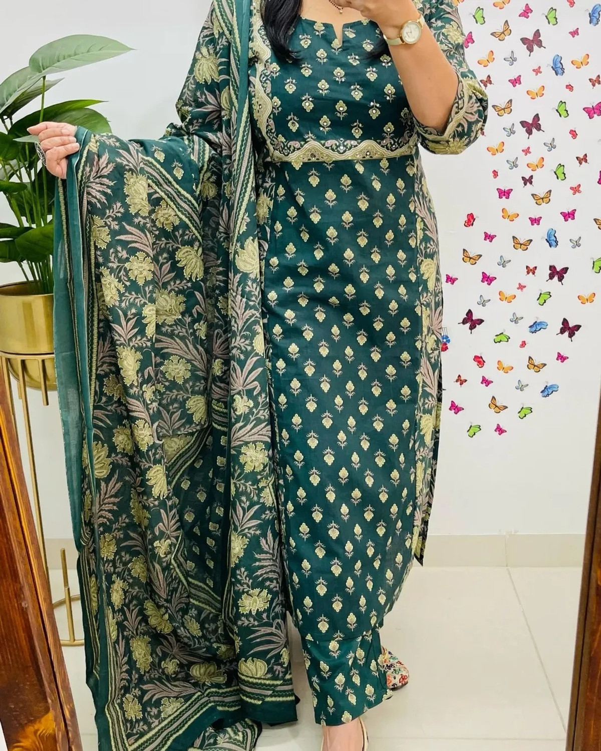 Image of TEO DORI Women Viscose Rayon Kurta Pant Attached Dupatta Set