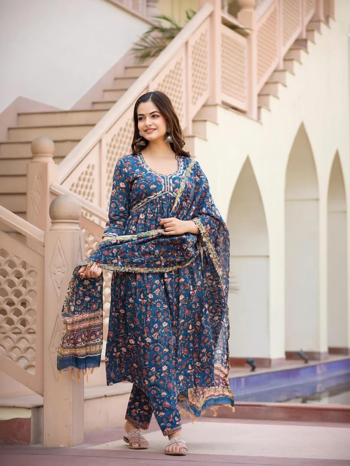 Image of KASHRA Women Pure Cotton Kurta Pant Dupatta Set