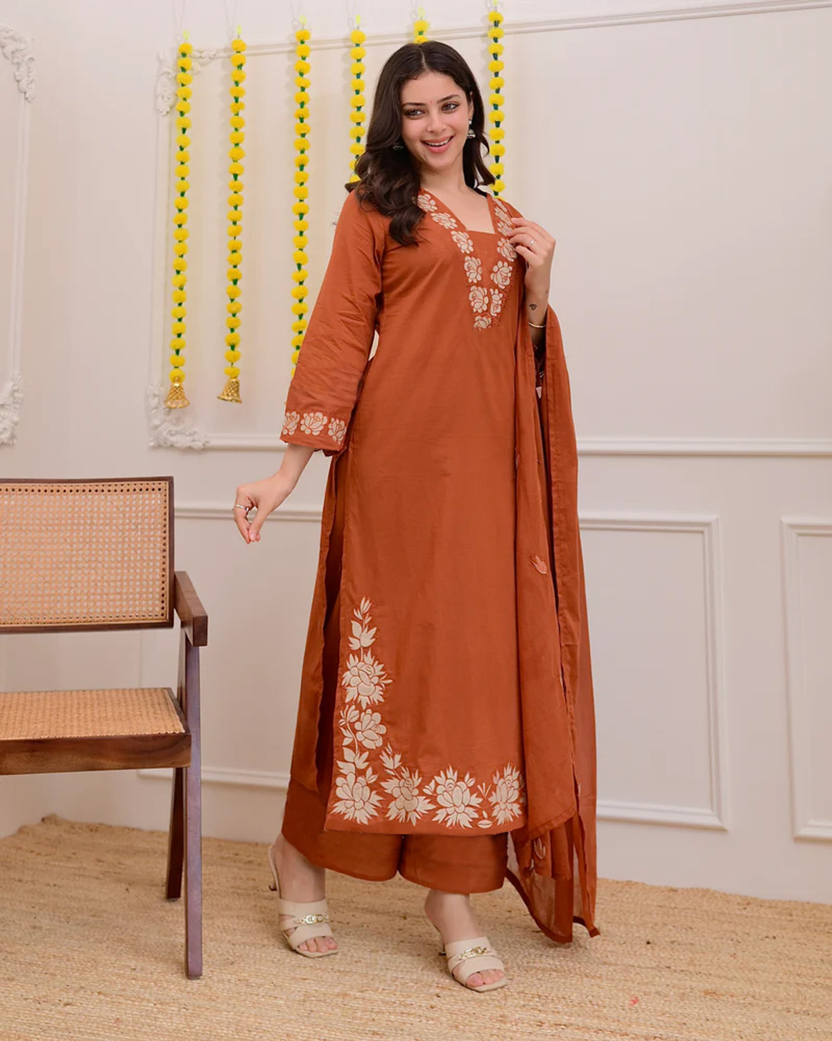 Image of Aaghnya Fashion Women Viscose Rayon Kurta Pant Dupatta Set