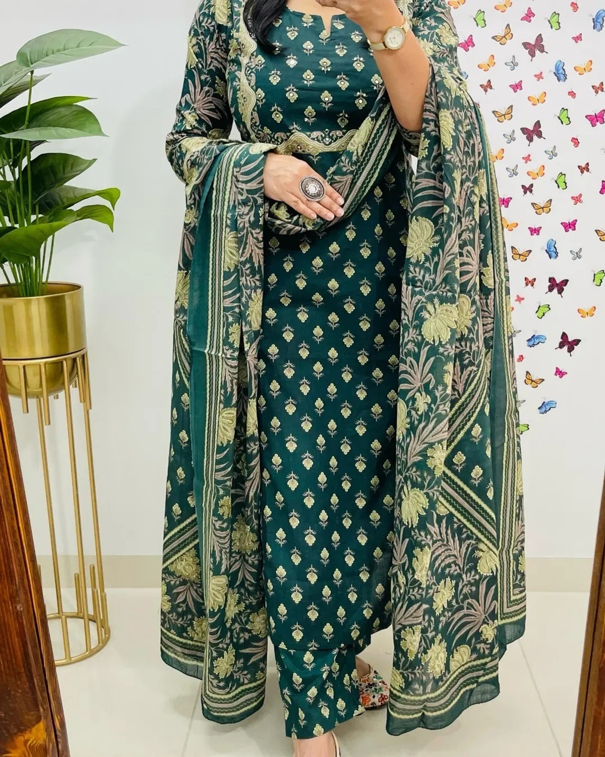 Image of TEO DORI Women Viscose Rayon Kurta Pant Attached Dupatta Set