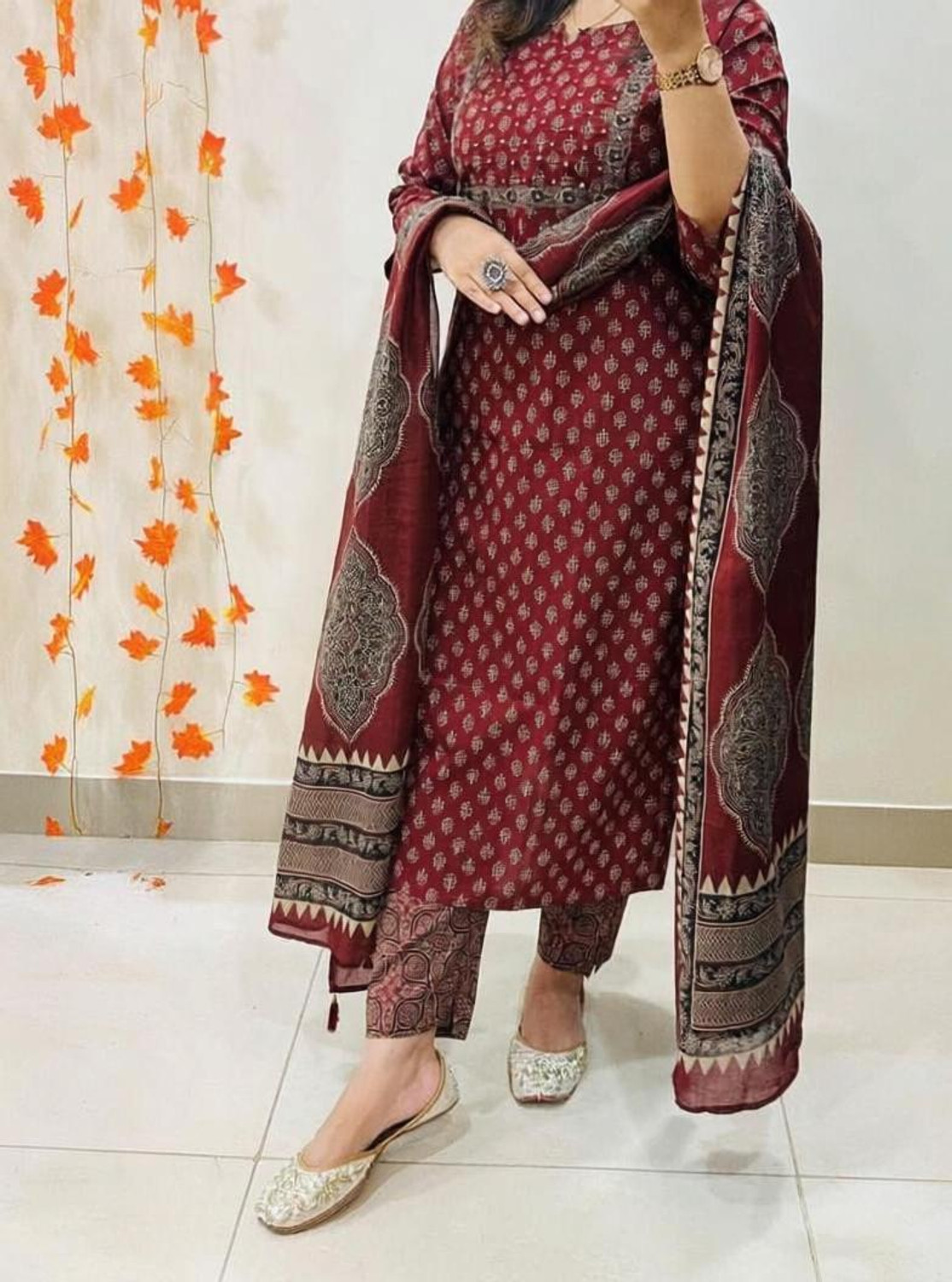 Image of TEO DORI Women Viscose Rayon Kurta Pant Attached Dupatta Set