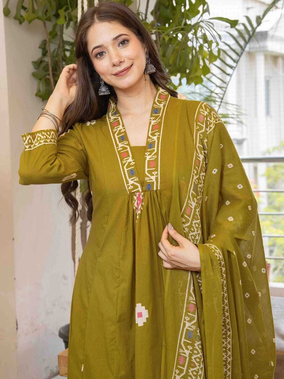 Image of KASHRA Women Pure Cotton Kurta Pant Dupatta Set
