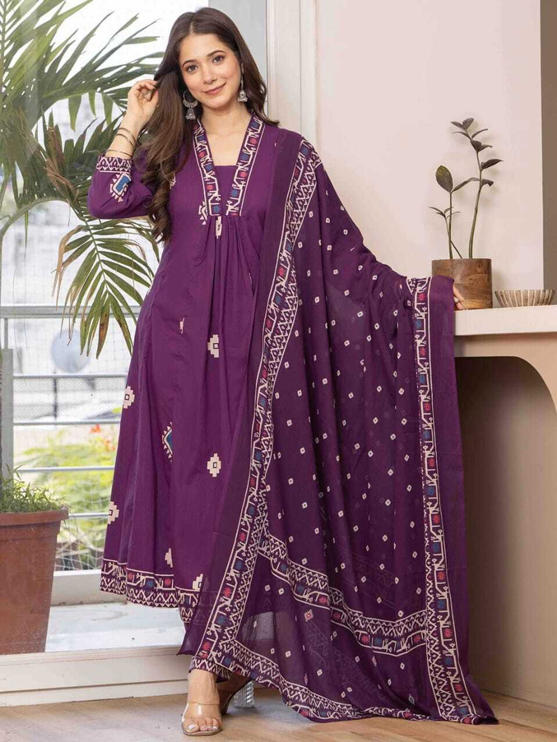 Image of KASHRA Women Pure Cotton Kurta Pant Dupatta Set