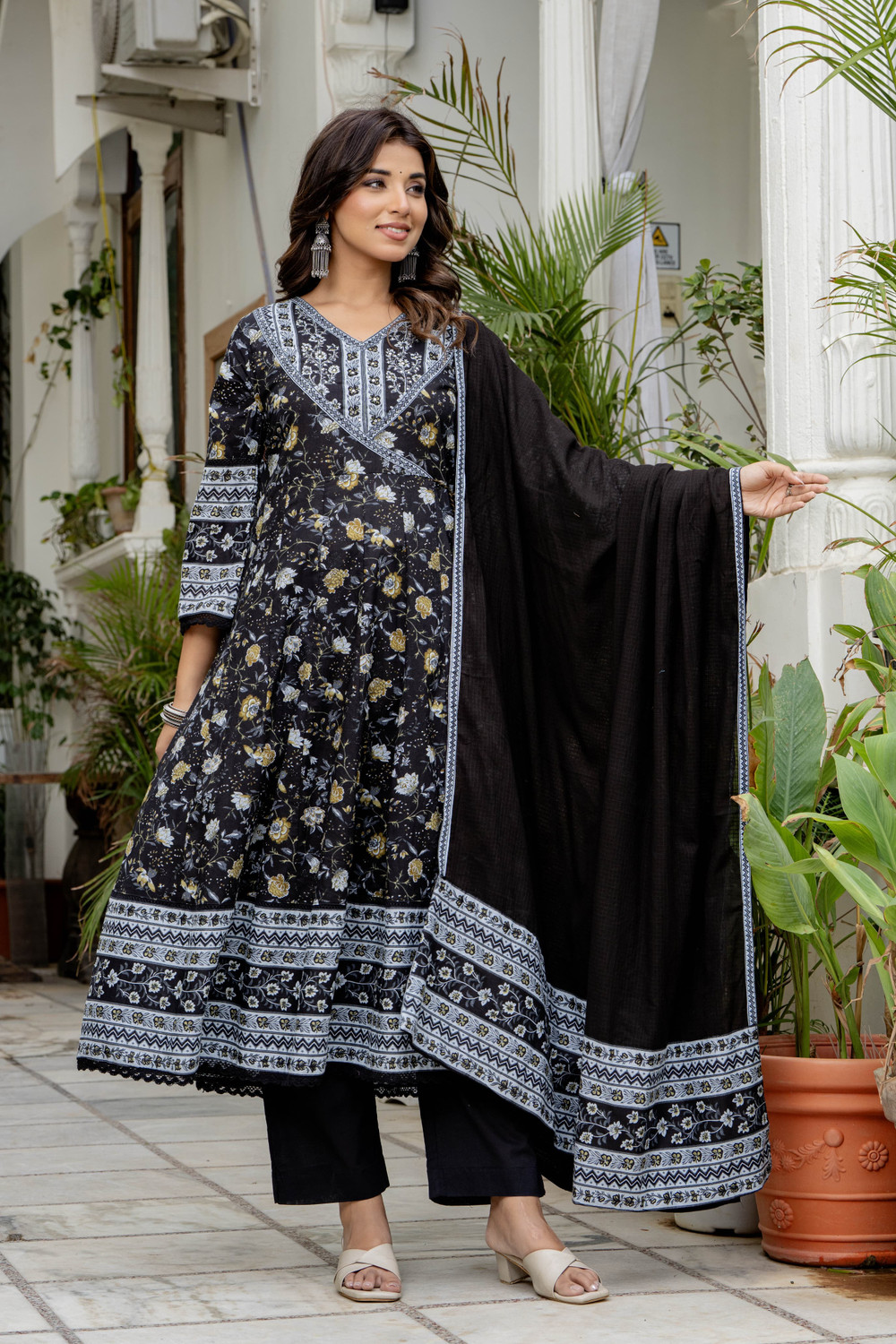 Image of Beads N Stones Women Pure Cotton Kurta Palazzo Set