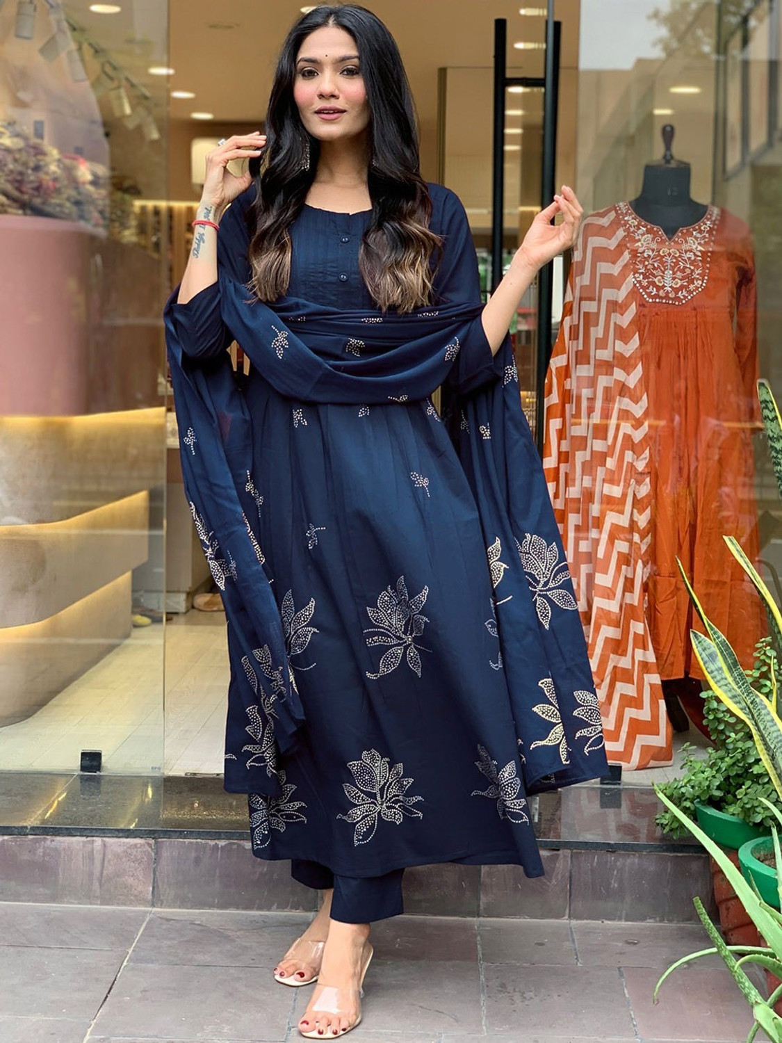 Image of KASHRA Women Pure Cotton Kurta Pant Dupatta Set