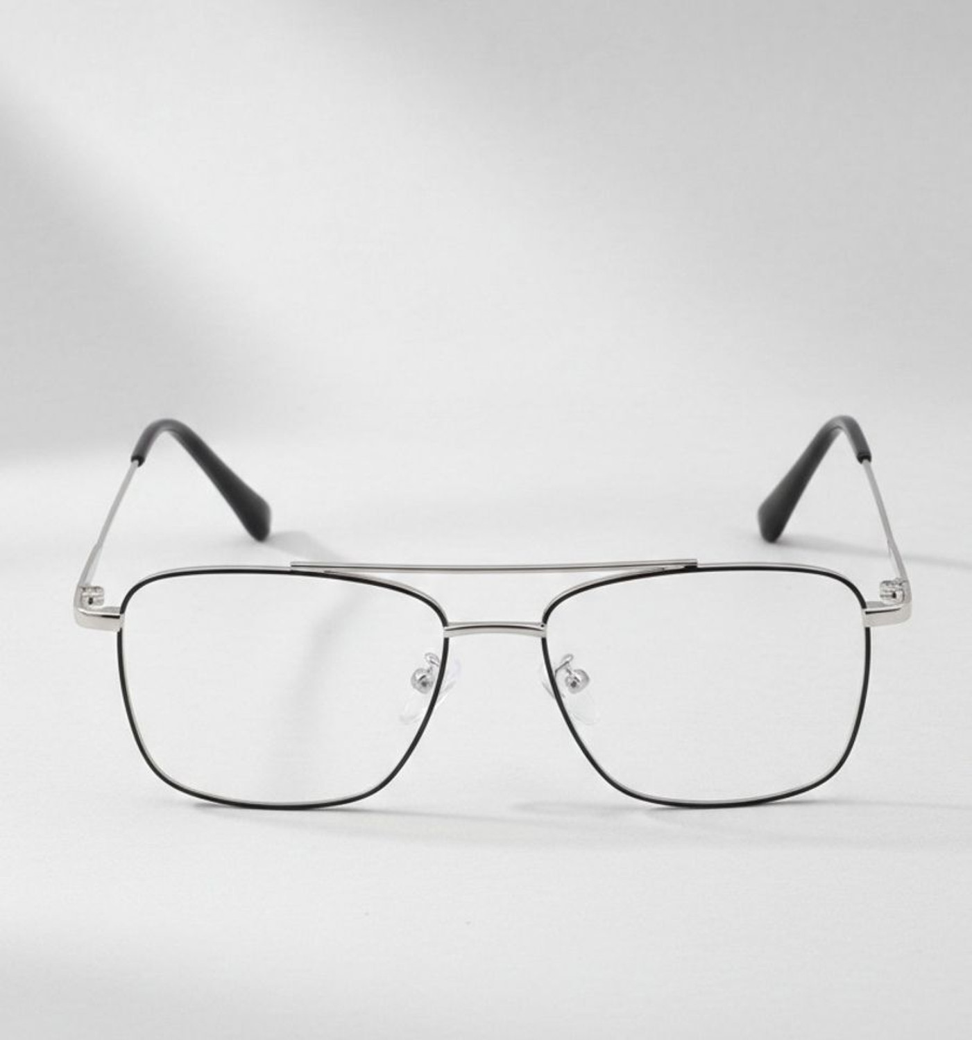 Image of AURELIN Full Rim Square Anti Glare & Blue Cut Computer Glass For Men & Women (140 mm)