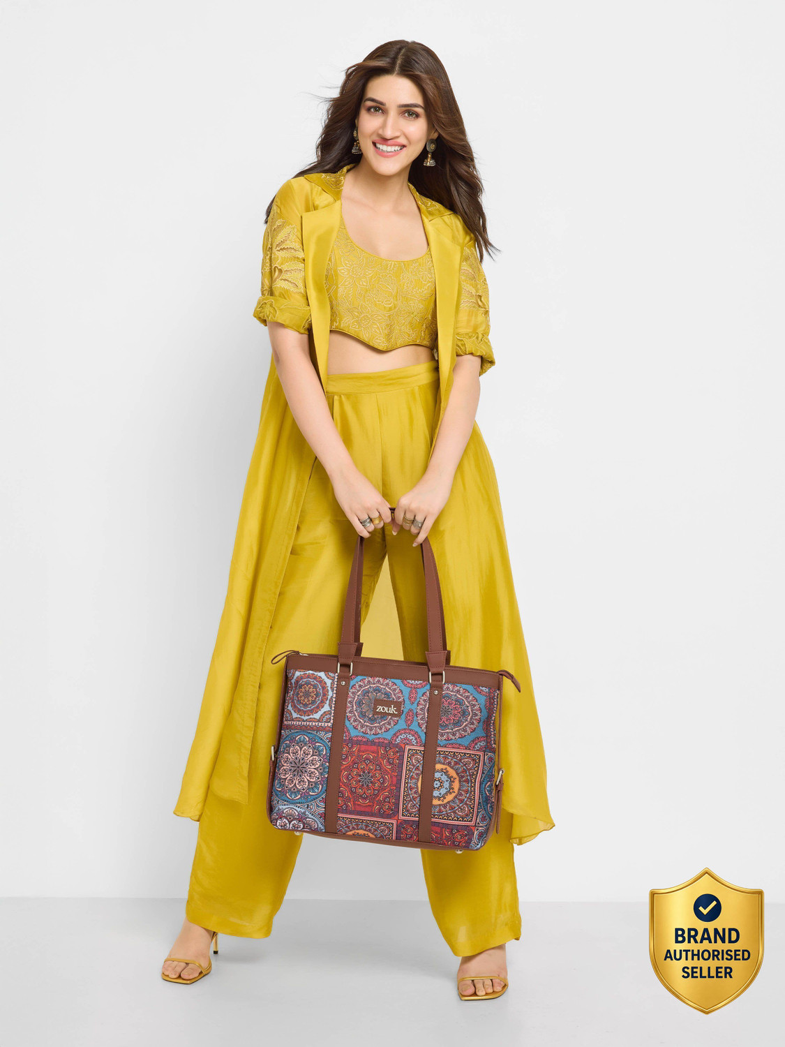 Zouk Women Multicolor Handbag