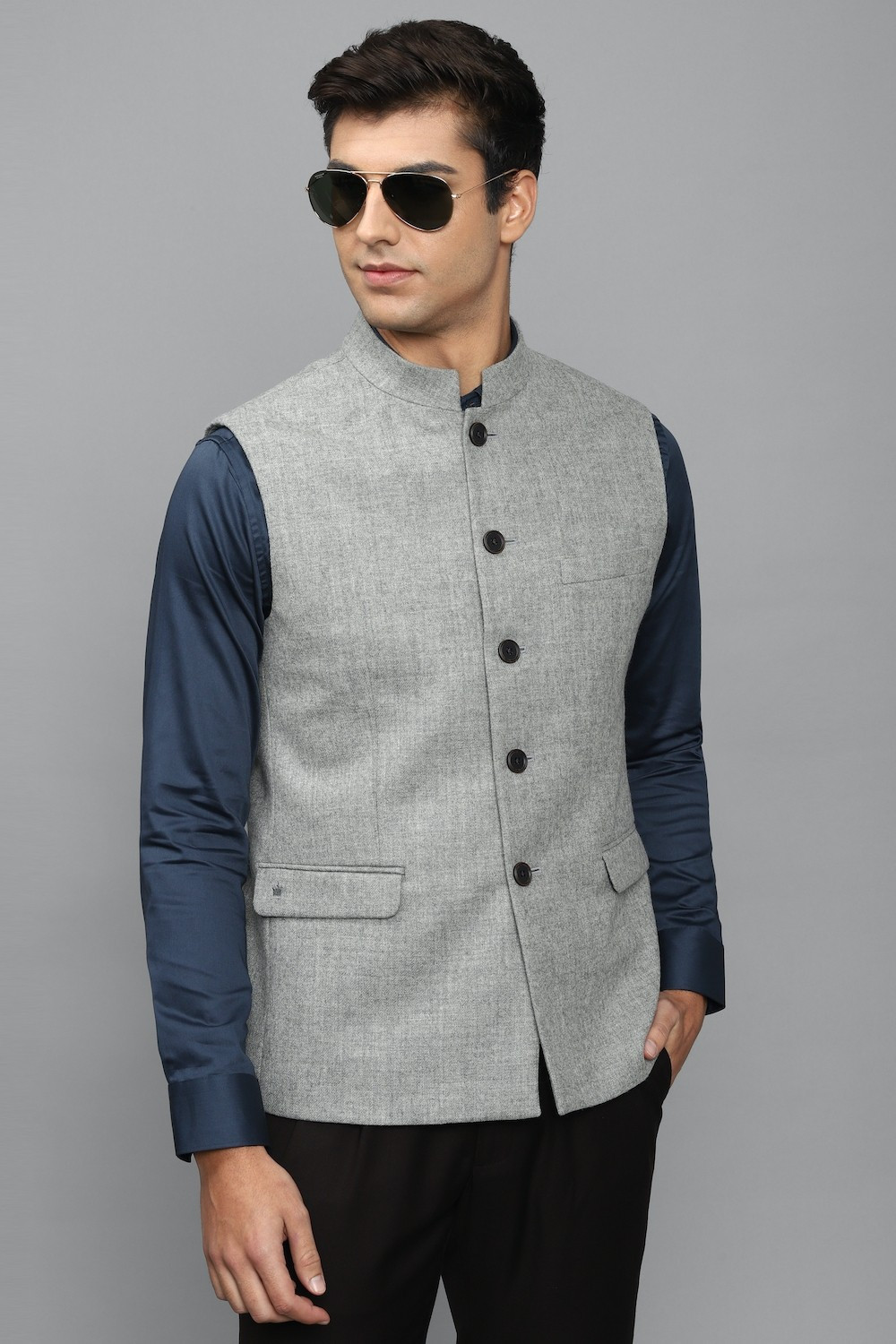 Louis philippe sleeveless on sale jacket