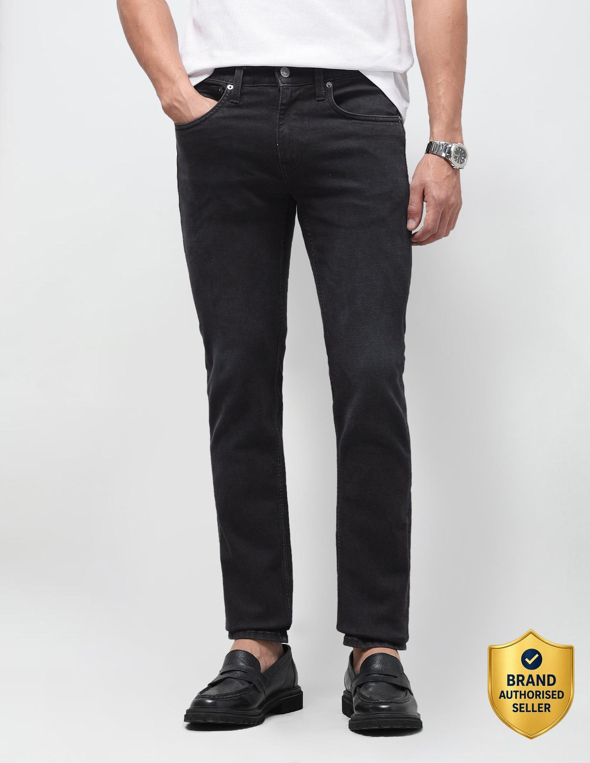 Image of U.S. POLO ASSN. Men Slim Mid Rise Black Jeans