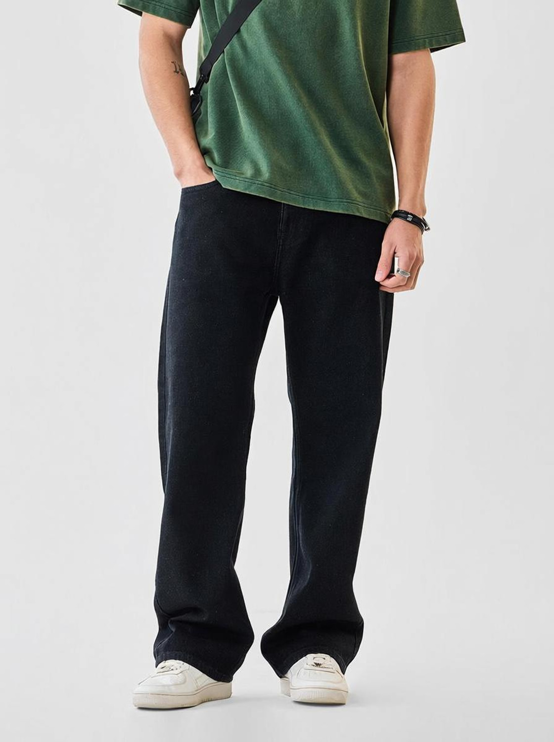 Snitch Straight Fit Men Black Jeans