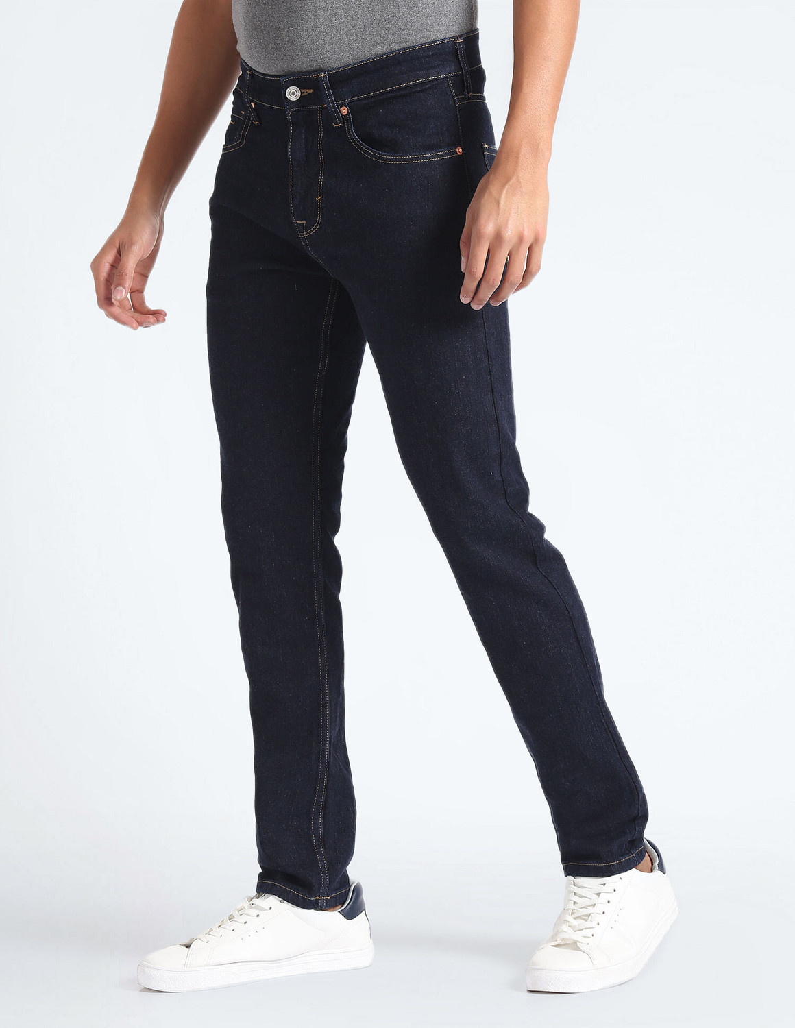 Image of FLYING MACHINE Men Tapered Fit Mid Rise Blue Jeans