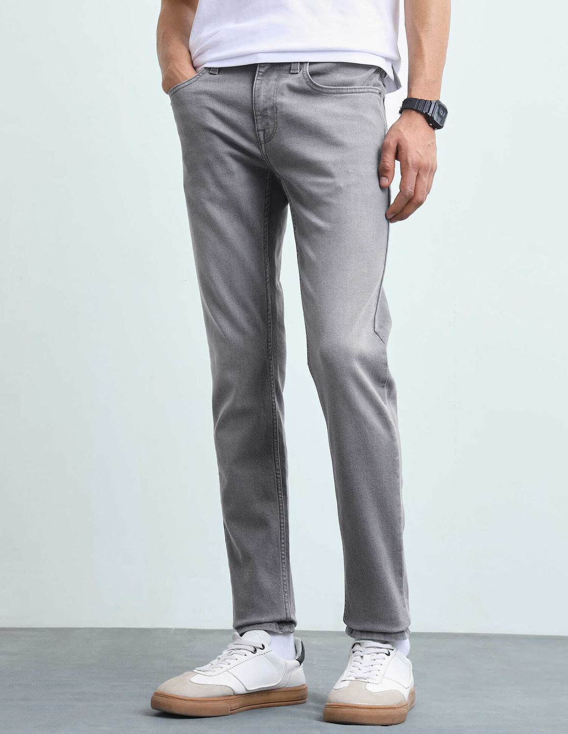 Image of FLYING MACHINE Men Slim Mid Rise Blue Jeans