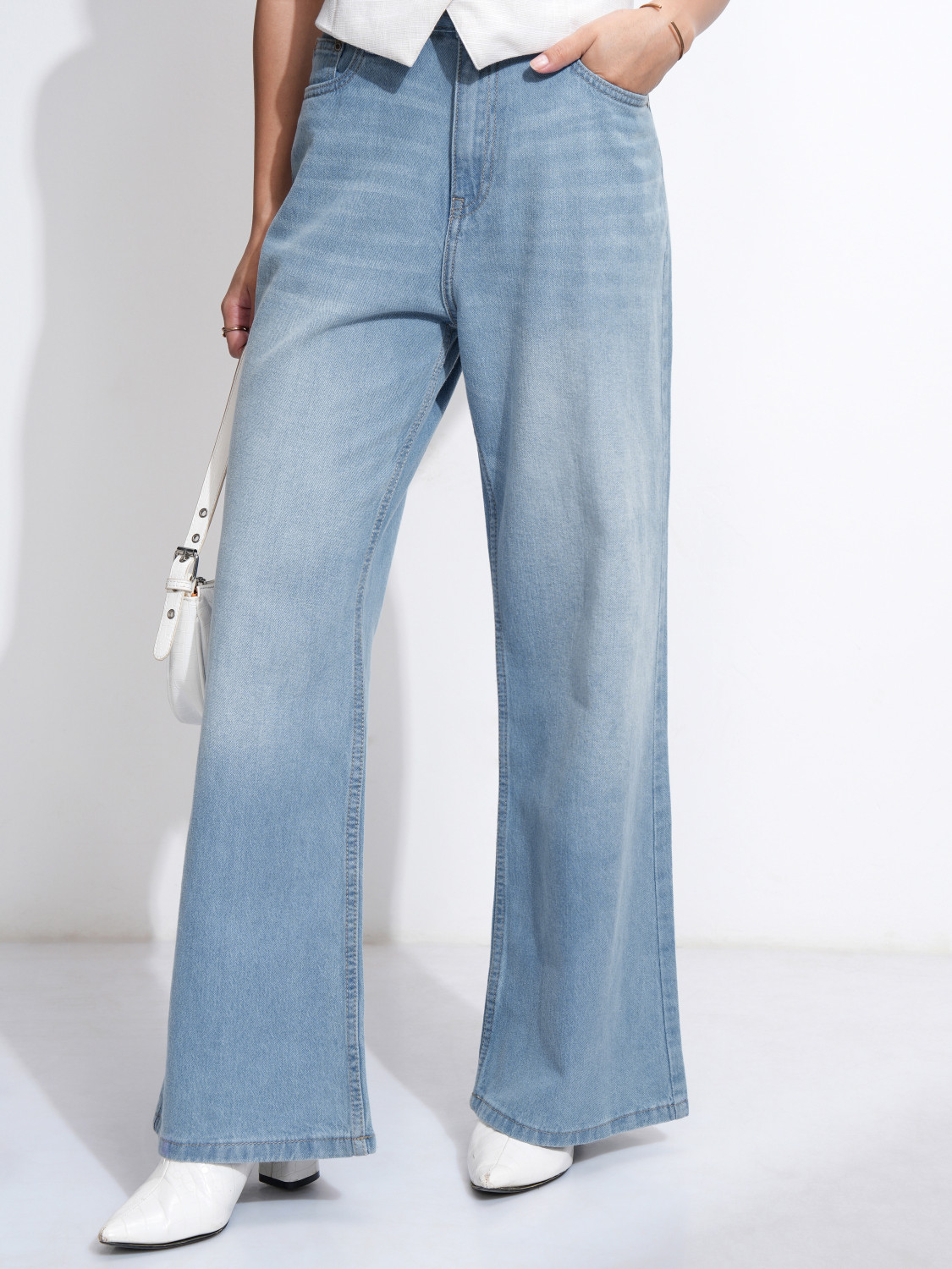 Image of Zuya Women Regular High Rise Blue Jeans