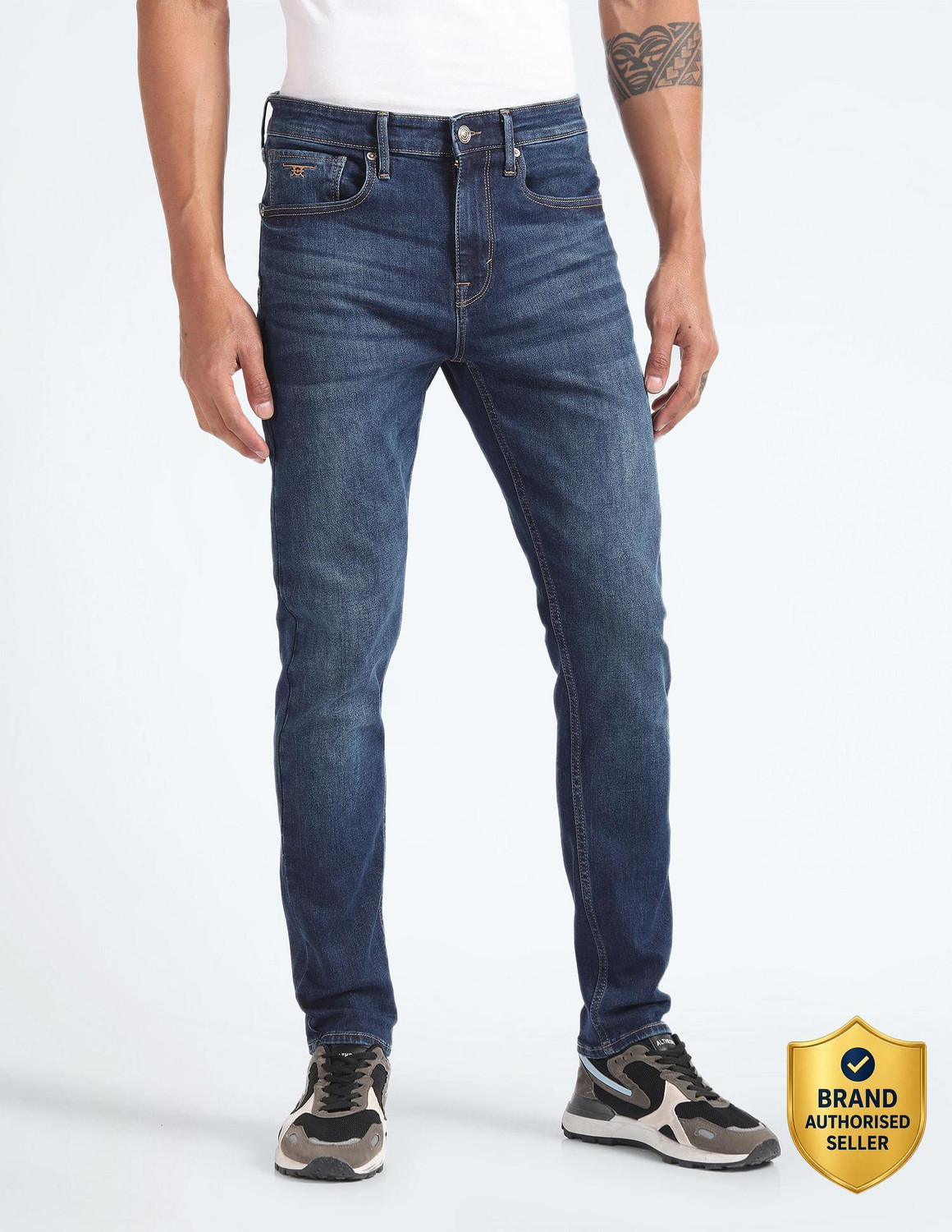 Image of FLYING MACHINE Men Tapered Fit Mid Rise Blue Jeans