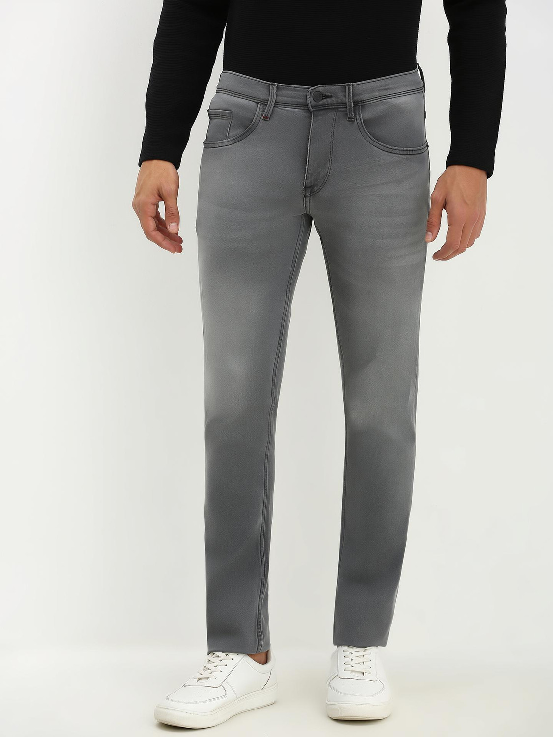 Men Slim Mid Rise Grey Jeans