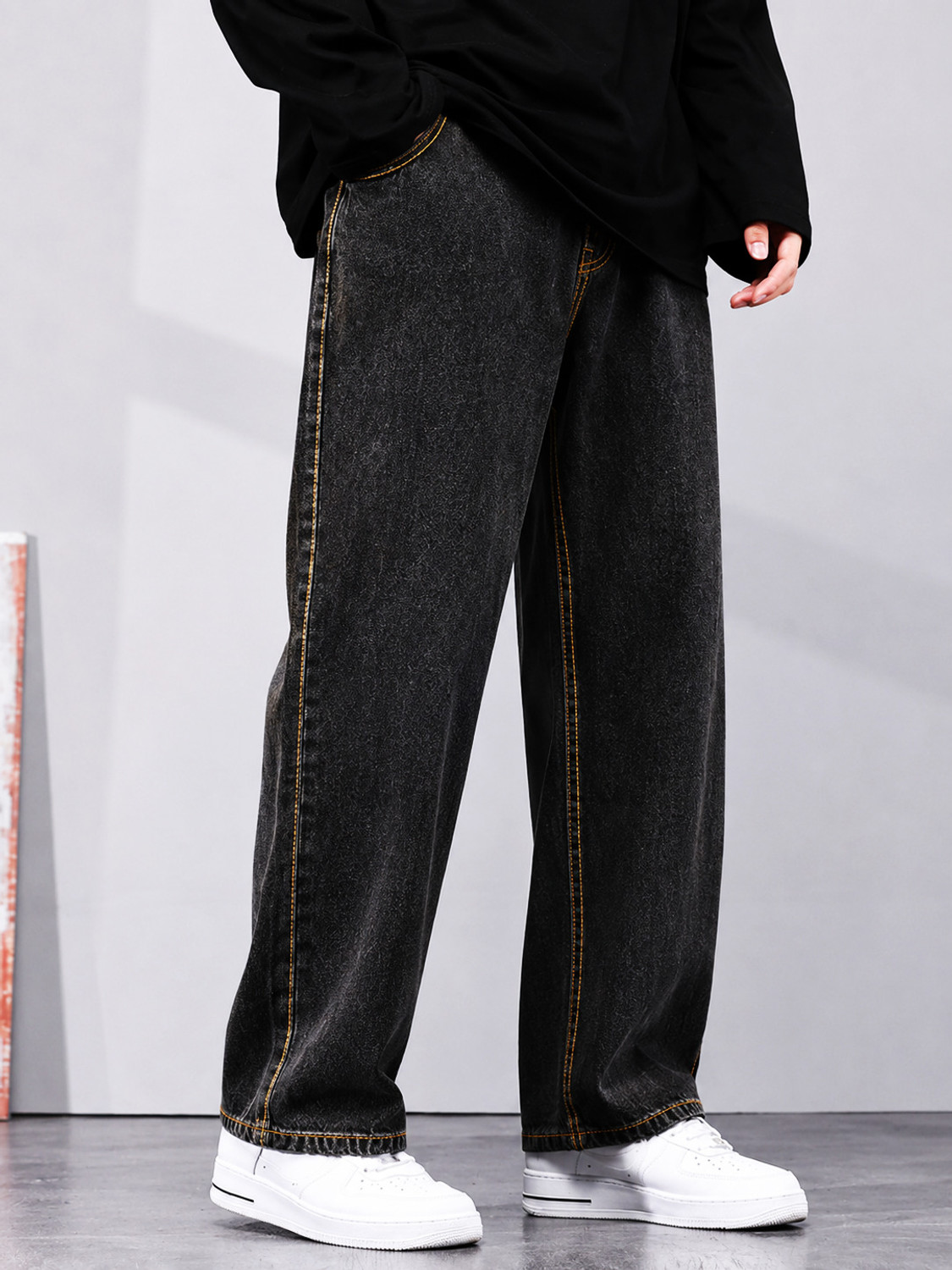 Image of DENIM DUCH Men Loose Fit Mid Rise Beige Jeans