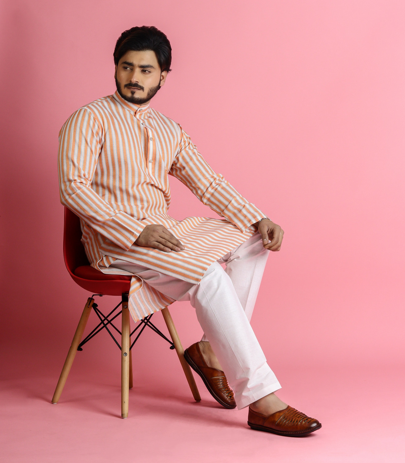 Image of Tibra Collection Men Striped Straight Kurta