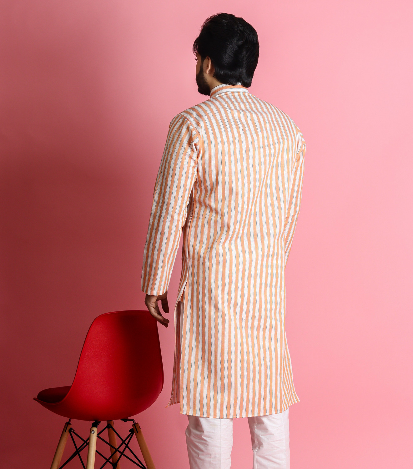 Image of Tibra Collection Men Striped Straight Kurta